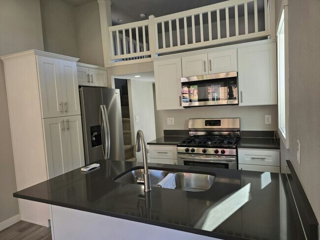 Building Photo - 8372 Enchanted Way SE