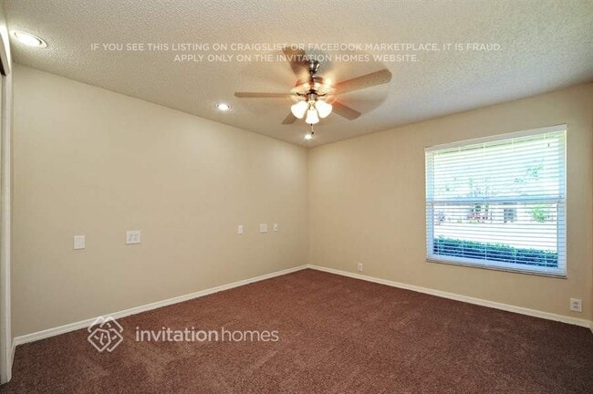 Building Photo - 437 Waterford Cir E