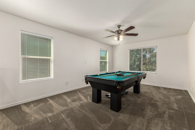 Building Photo - 2972 E Shannon St