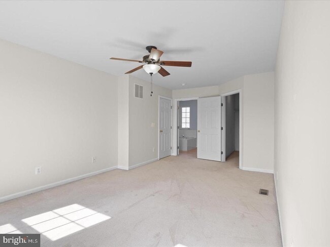 Building Photo - 6713 Selbourne Ln