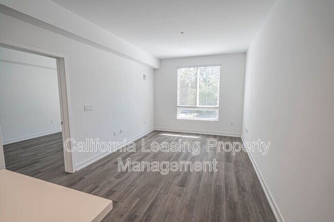 Building Photo - 26701 McBean Pkwy