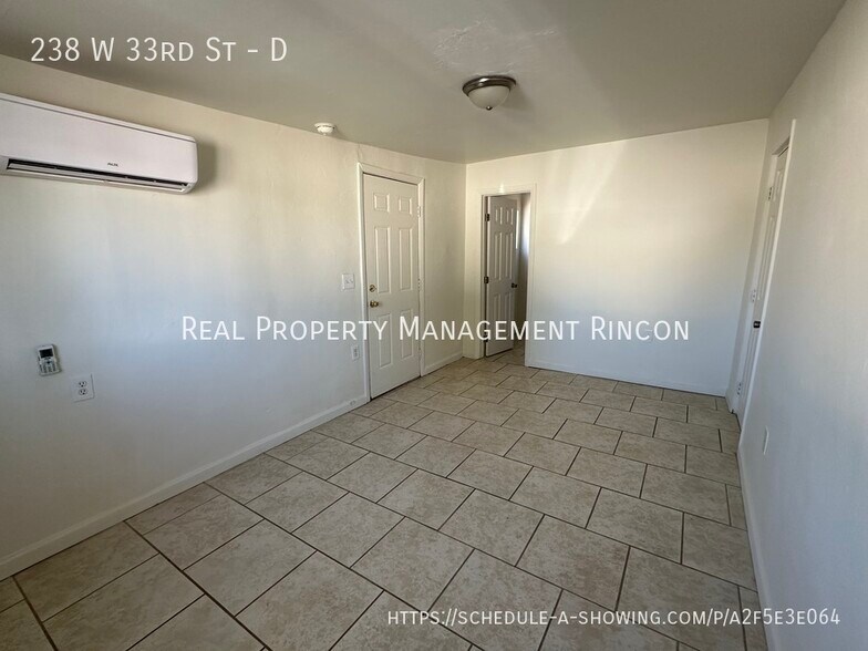 Building Photo - 238 W 33rd St