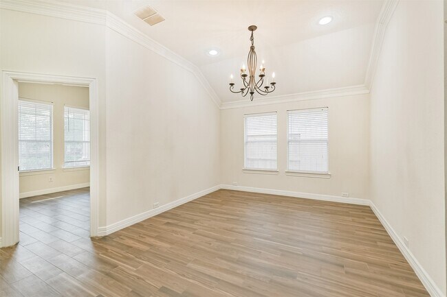 Building Photo - 13731 Cypresswood Crossing Blvd