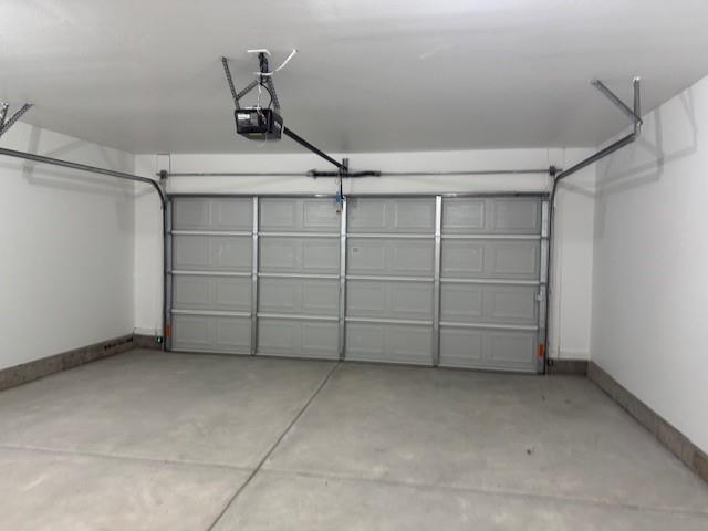 Building Photo - 15809 Nighthawk Dr