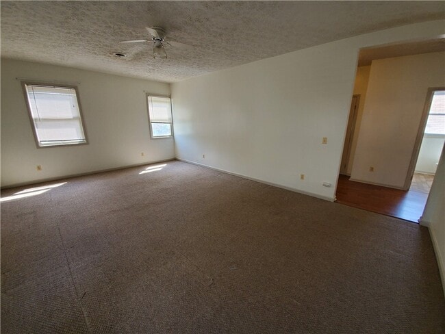 Building Photo - 74 Stewart St