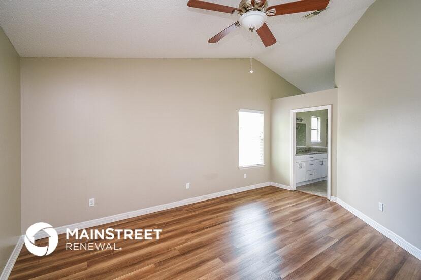 Building Photo - 1844 Hollars Pl