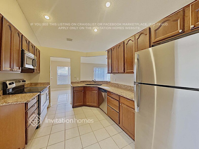 Building Photo - 203 Island Water Way
