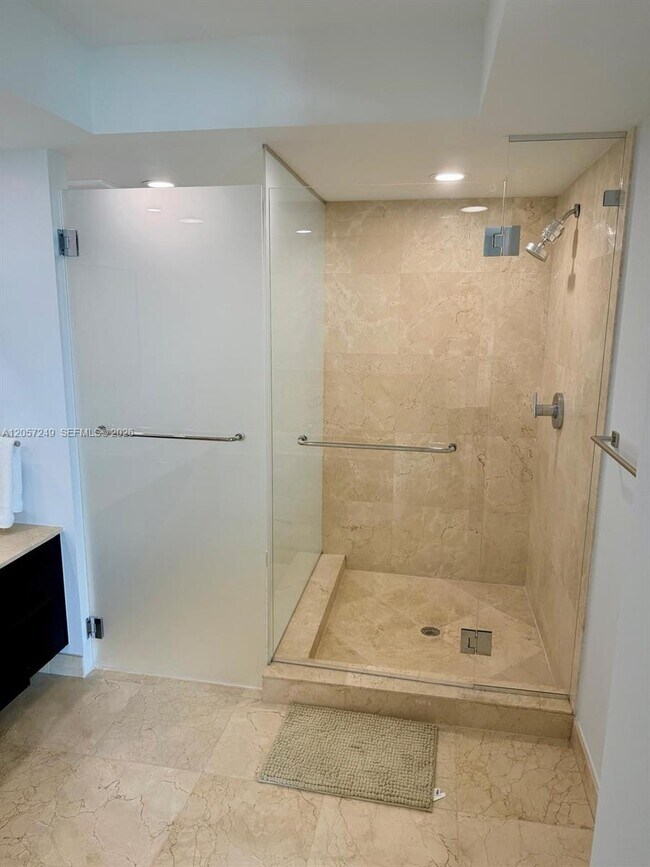 Building Photo - 250 Sunny Isles Blvd