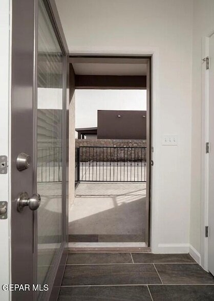 Building Photo - 1074 Hoppas St