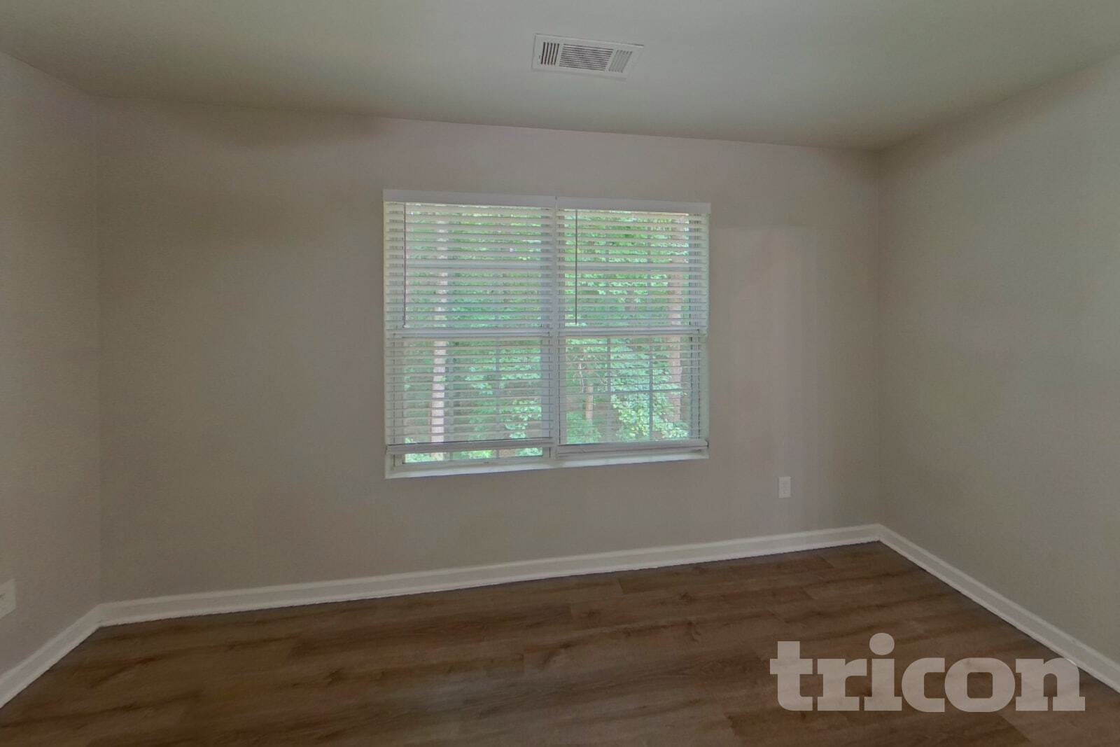 Building Photo - 210 Signet Ct