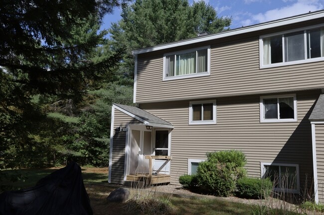 Building Photo - 52 Orris Rd