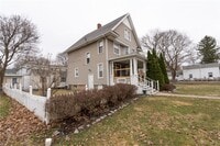 Building Photo - 20 W Elisha St