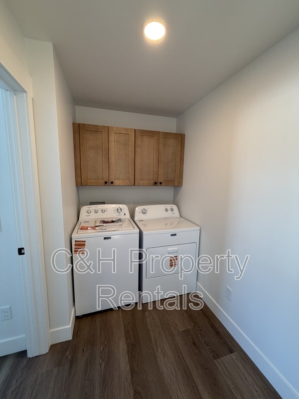 Building Photo - 2535 Esther Rose Ln