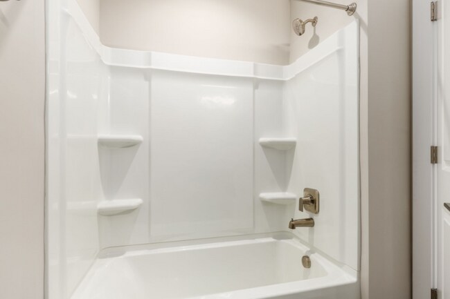 Building Photo - 313 Lenell Lp