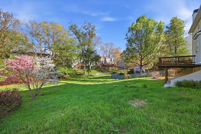 Building Photo - 1600 Old Brook Rd