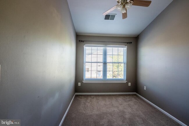 Building Photo - 45713 Paddington Station Terrace