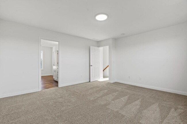 Building Photo - 929 Camden Ct