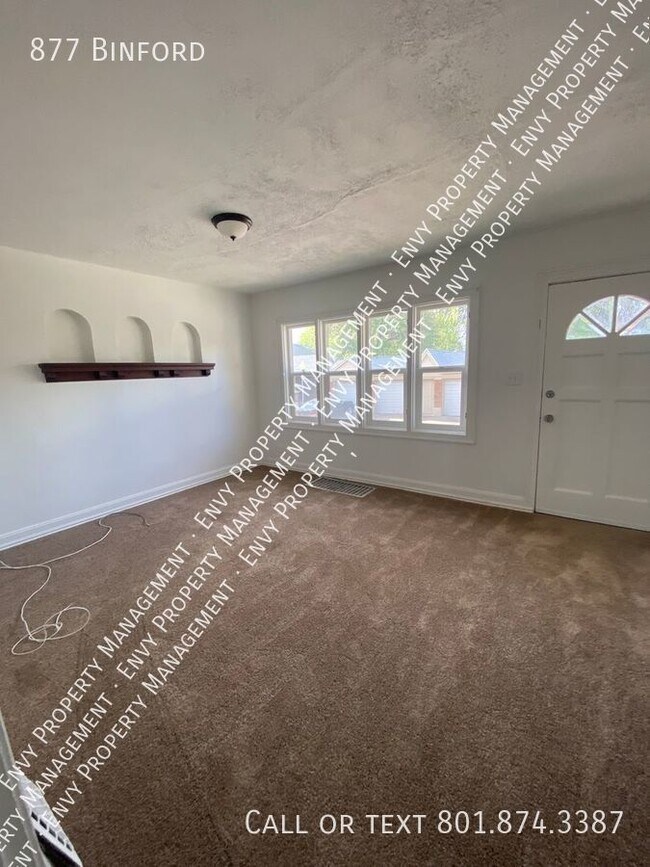 Building Photo - HALF OFF YOUR FIRST MONTH! Enormous  Pet F...