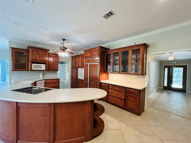 Building Photo - 11842 Deep Woods Dr