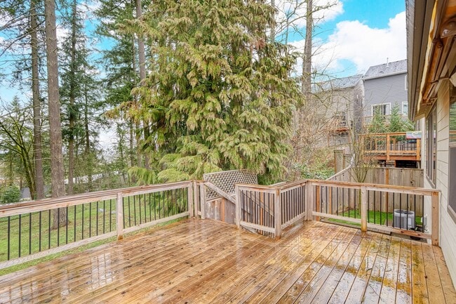 Building Photo - Stunning Single-Level 3-Bedroom, 2-Bath Home in Annand Heights