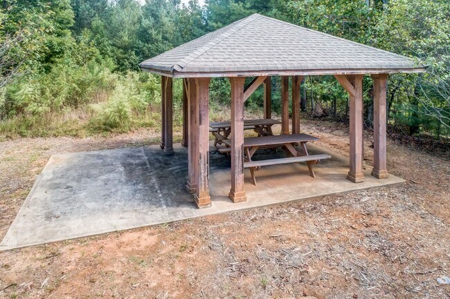 Building Photo - FULLY FURNISHED! Magnificent Panoramic Views!!