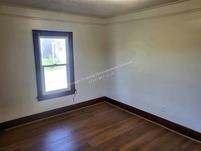 Building Photo - 2237 Brodhead Rd