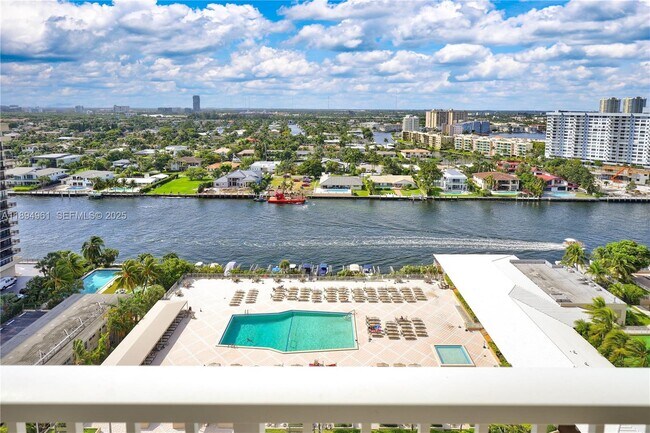 Building Photo - 1985 S Ocean Dr