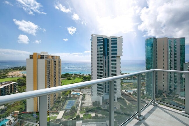 Primary Photo - Luxurious Convenience in the Heart of Honolulu - Waihonua 2904