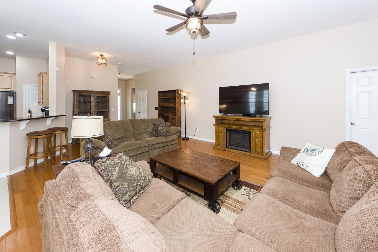 Building Photo - 2613 Spivey Ct