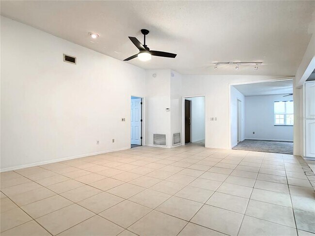 Building Photo - 7308 Wethersfield Dr