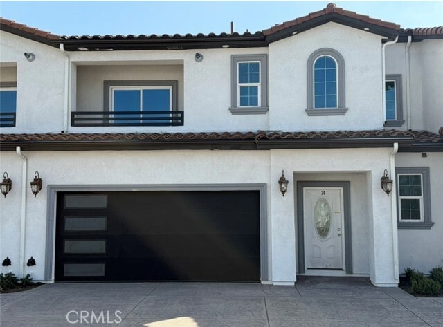 Building Photo - 15909 Merrill Ave