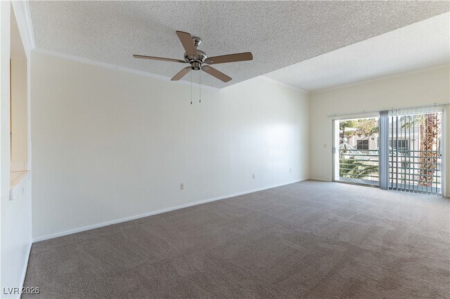 Building Photo - 7100 W Pirates Cove Rd