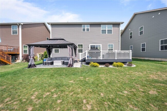 Building Photo - 9256 Preserve Way