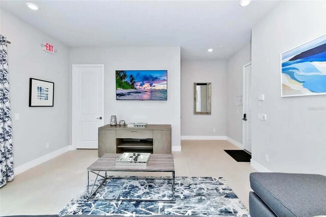 Building Photo - 7740 Sandy Ridge Dr