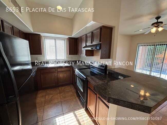 Building Photo - 8653 E Placita De Las Tarascas