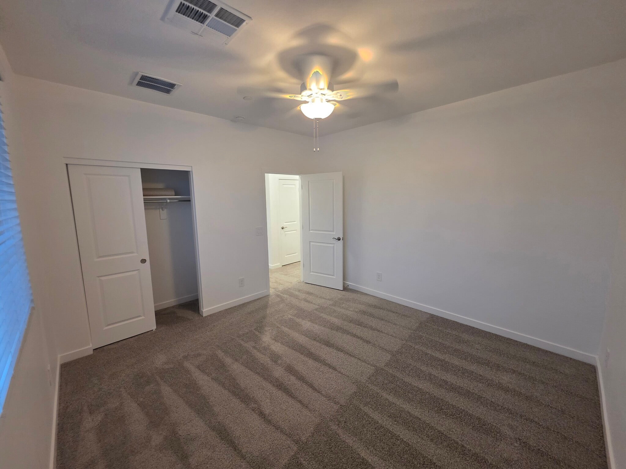 Building Photo - 8232 E University Dr