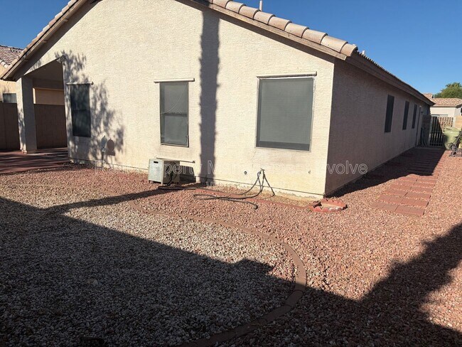 Building Photo - 7816 N 54th Ln