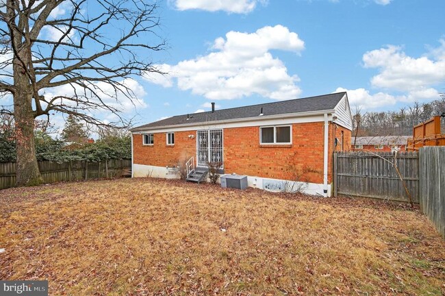 Building Photo - 3505 N St SE