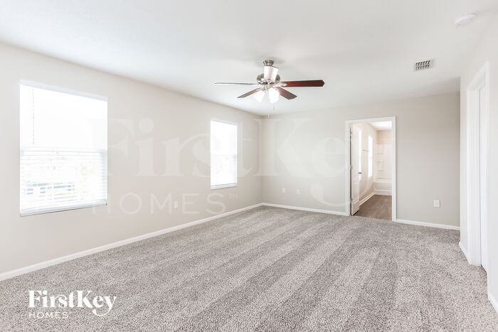 Building Photo - 6793 Sandle Dr