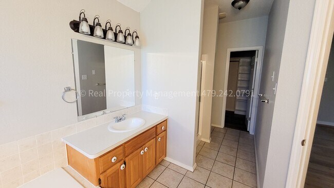 Building Photo - 7214 Red Pine Dr