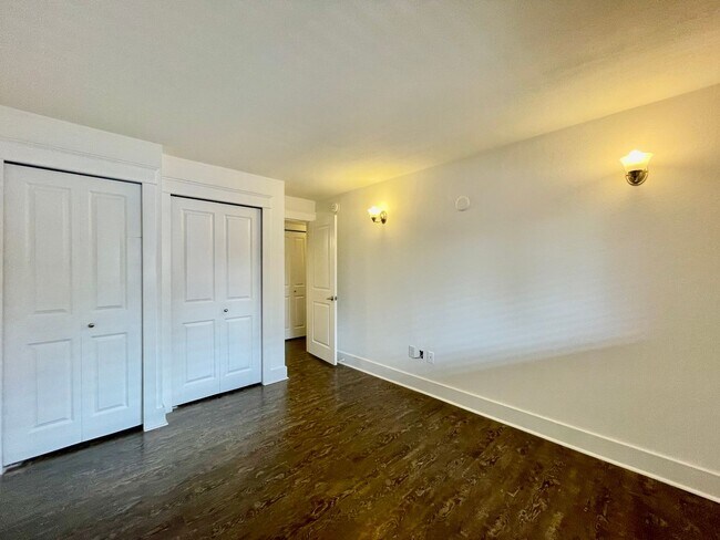 Building Photo - Adorable Condo in Perfect Fort Collins Location!