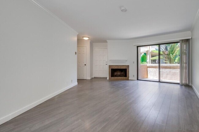 Building Photo - 3268 Via Marin