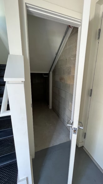 Building Photo - 5008 S MacDill Ave