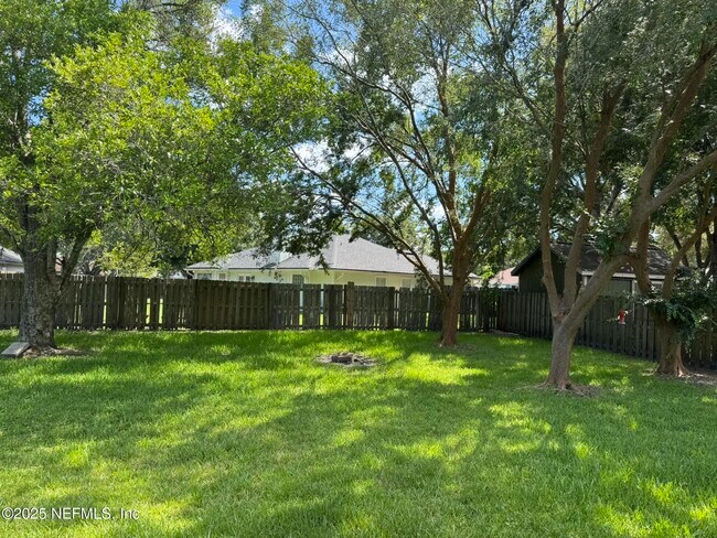 Building Photo - 84042 St James Ct