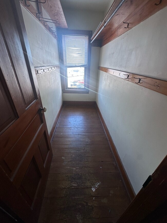 Building Photo - 28 S Charles St