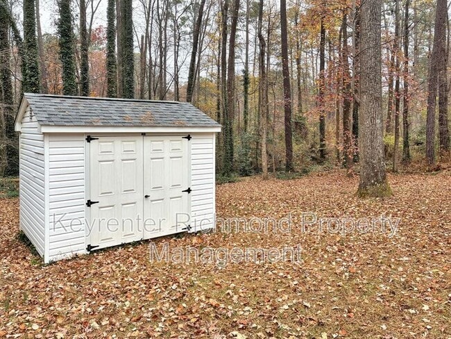 Building Photo - 2618 Darnell Rd