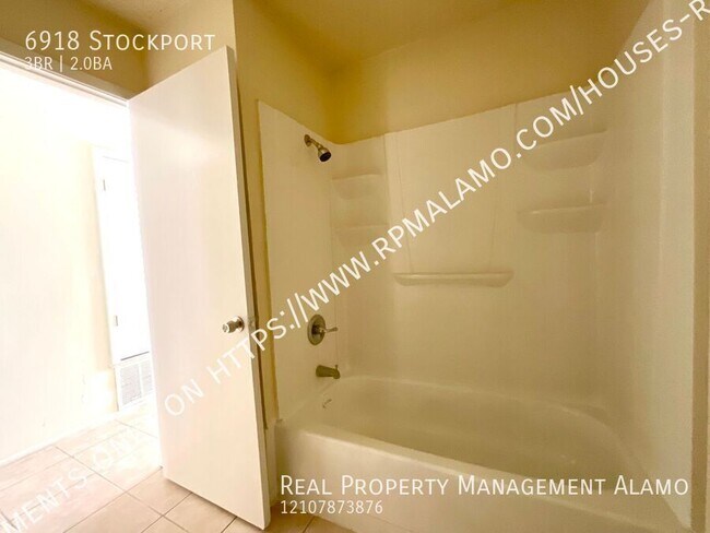 Building Photo - 6918 Stockport-