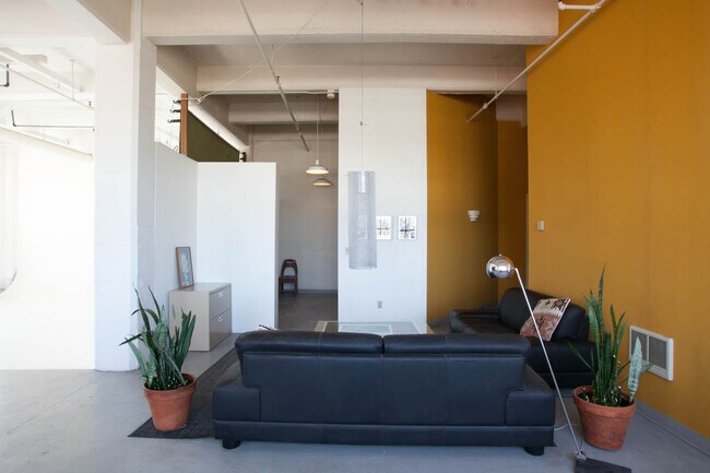 View of Kitchen with moveable wall - 1314 NW Irving St