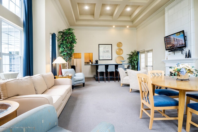 Building Photo - 912 Timber Ridge Ct