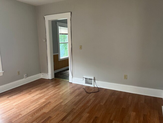 Building Photo - Polonia6908